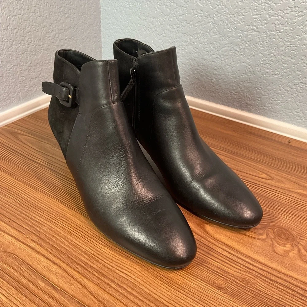 Cole Haan Black Ankle Boots with Buckle Detail size 10